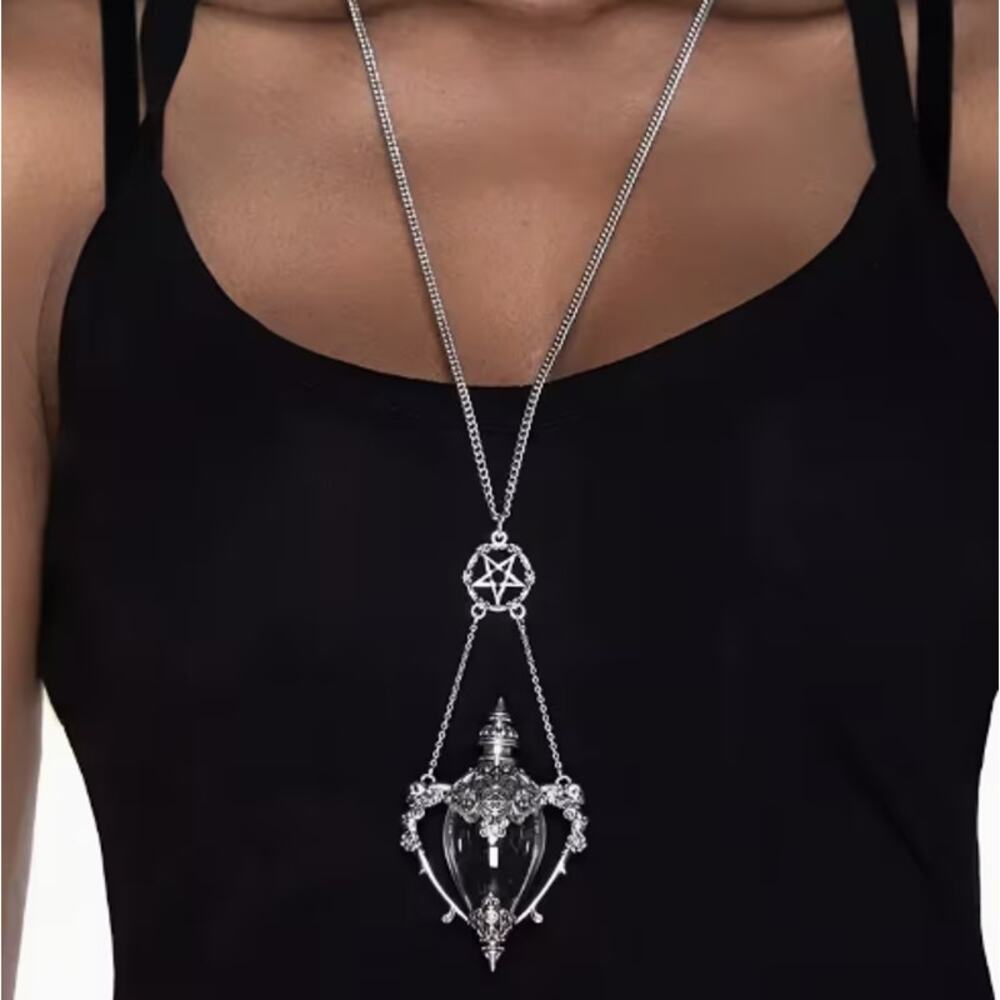 Gothic Pentagram Crystal Pendant Necklace Vintage Silver Witch Aesthetic Locket